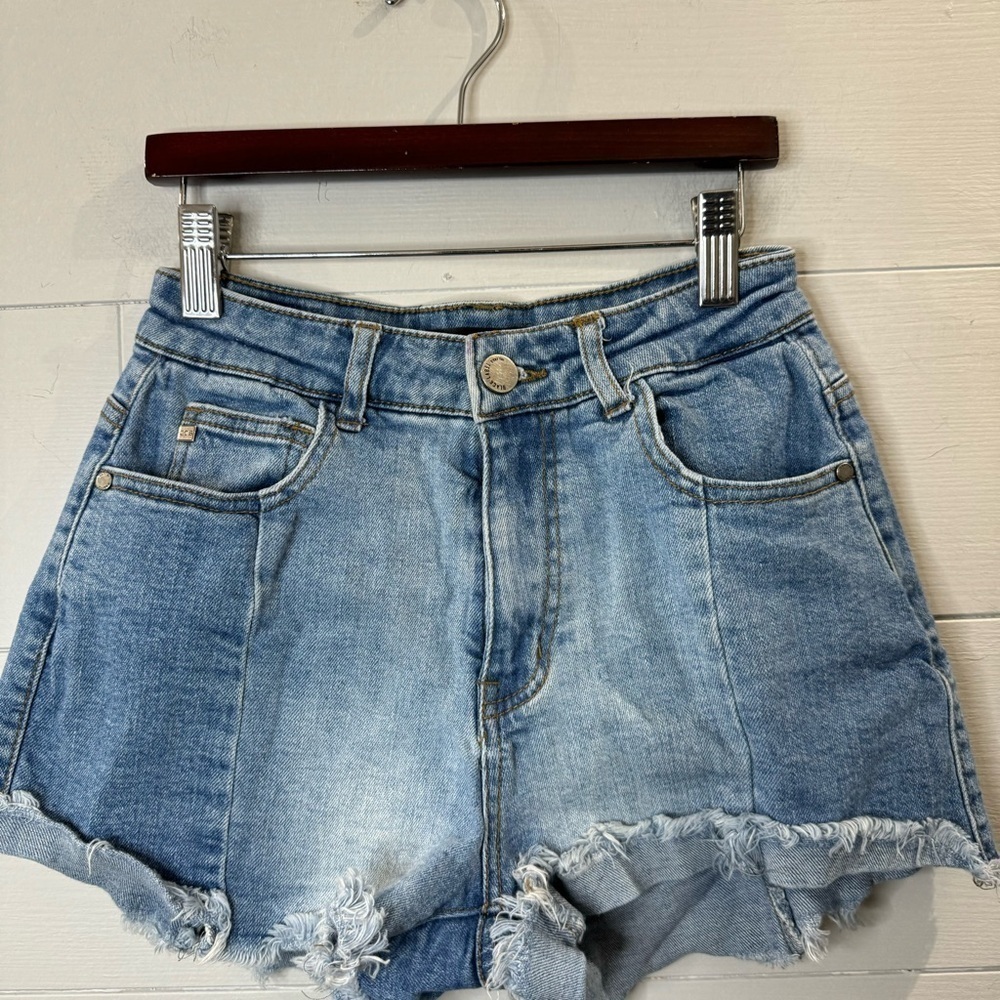 Black Label | Denim Shorts with Distressing Size Small - Picture 2 of 9